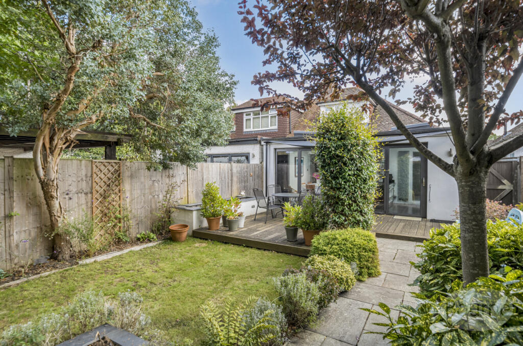 b0cefc3f-952c-4c4...