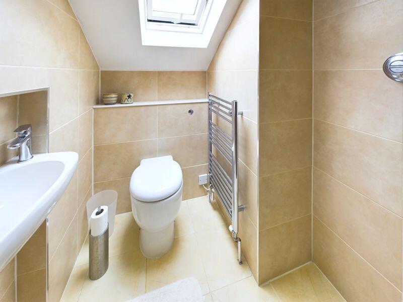 ENSUITE WET ROOM