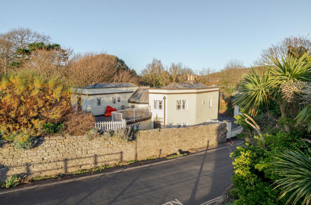 1383061-2-691f4e2...