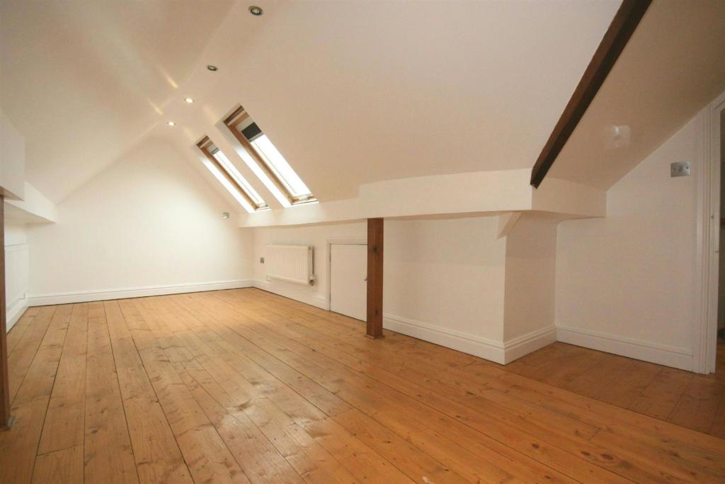 Bedroom 3.jpg