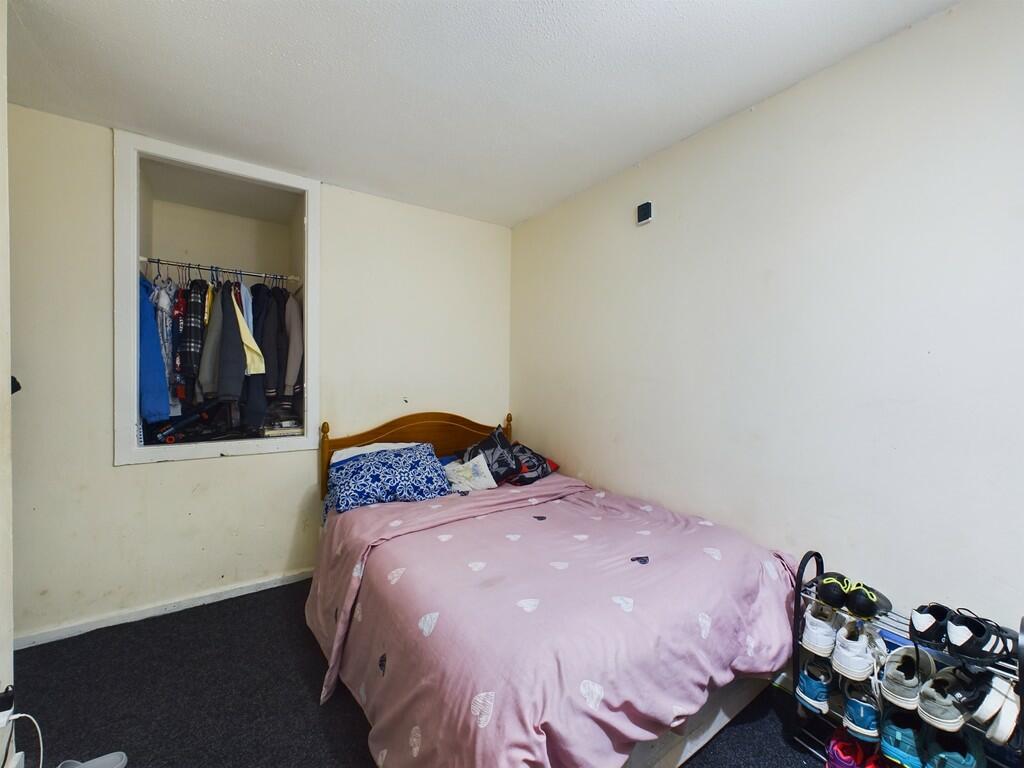 CAM01835G0-PR0095...