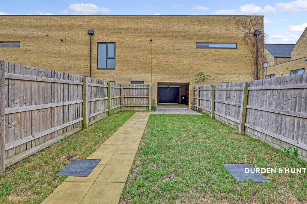 Charlock Close