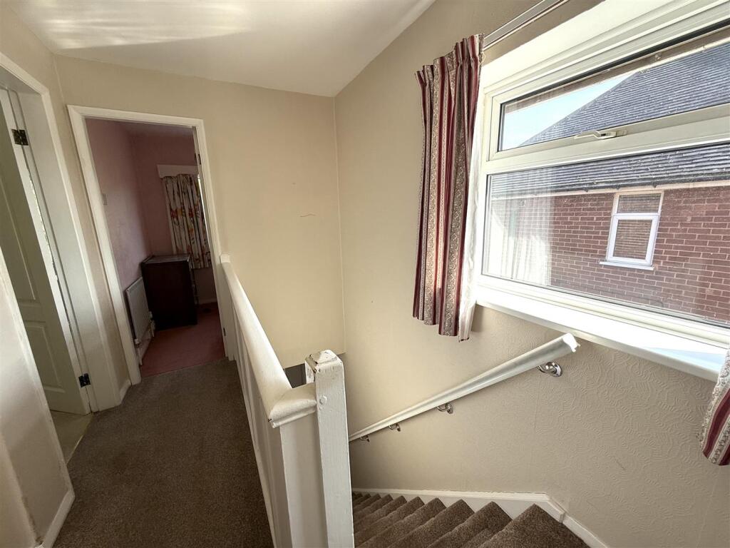 high street landing.jpeg