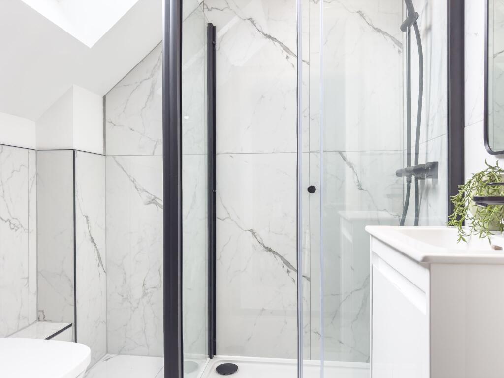Ensuite shower room
