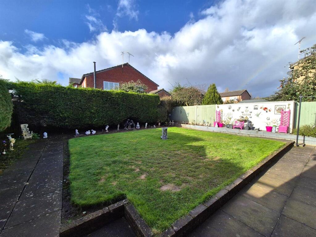 Sunny Rear Garden