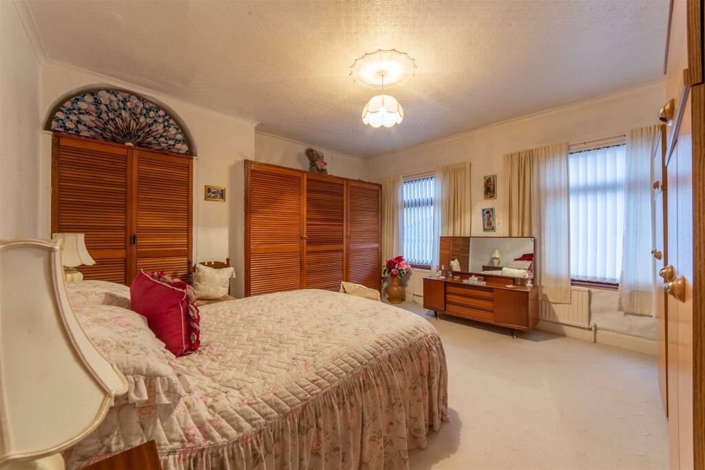 3 Lower Waun Street-1.jpg