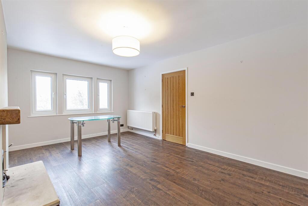 Reception Room-2.jpg