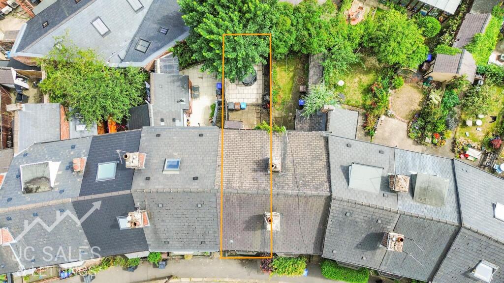 dji_fly_20250627_150336_573_1751055849436_photo_op