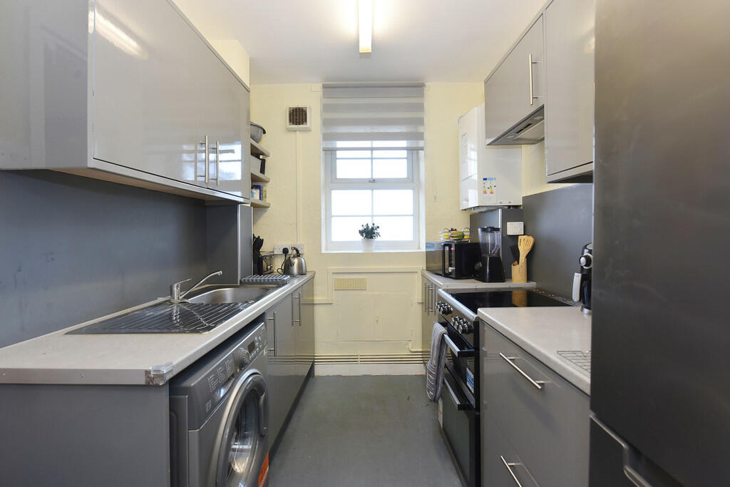 138 gascoyne hous...