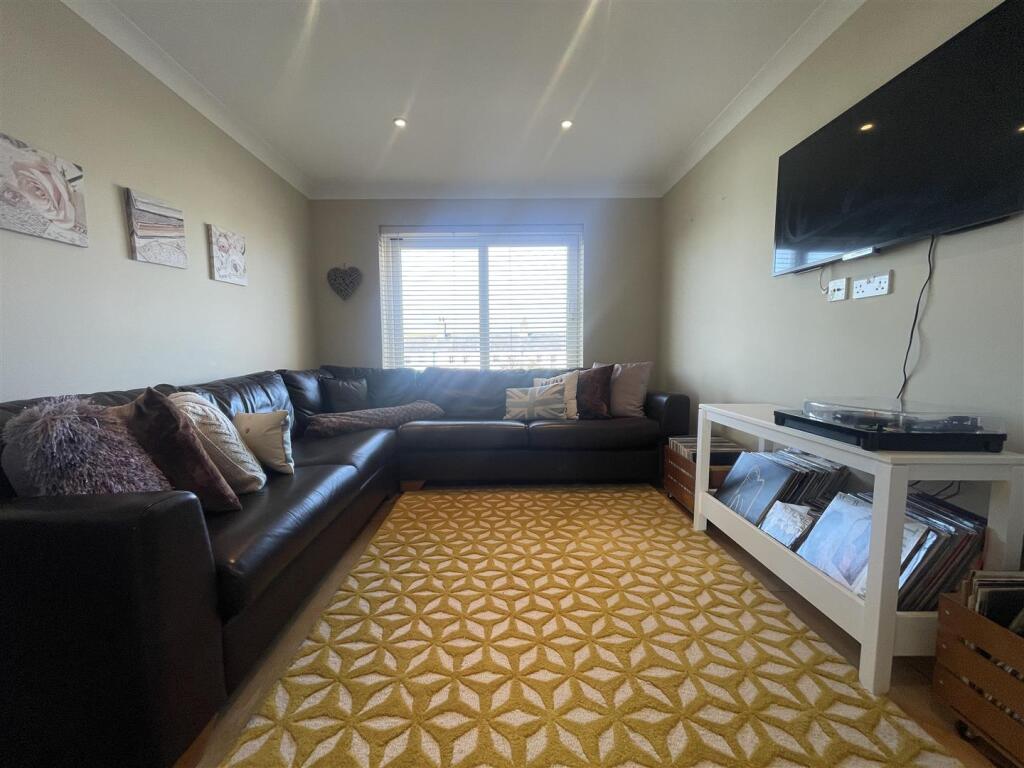 Keelan first floor bed 6.JPG