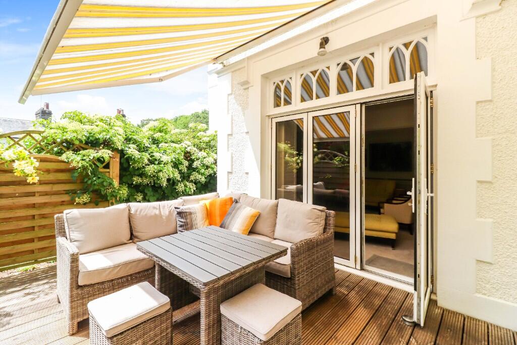 Garden terrace