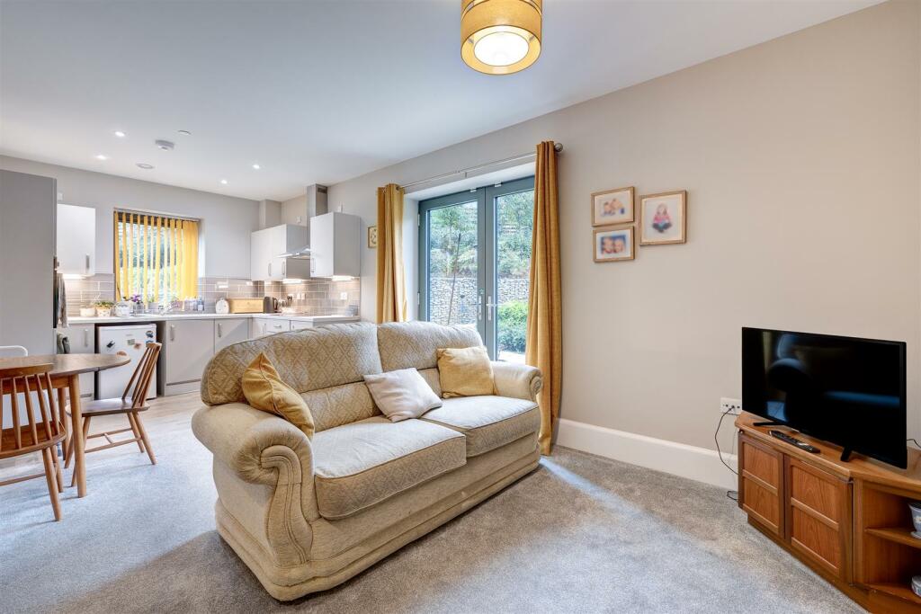 8 Springfields, School Lane, Ashby