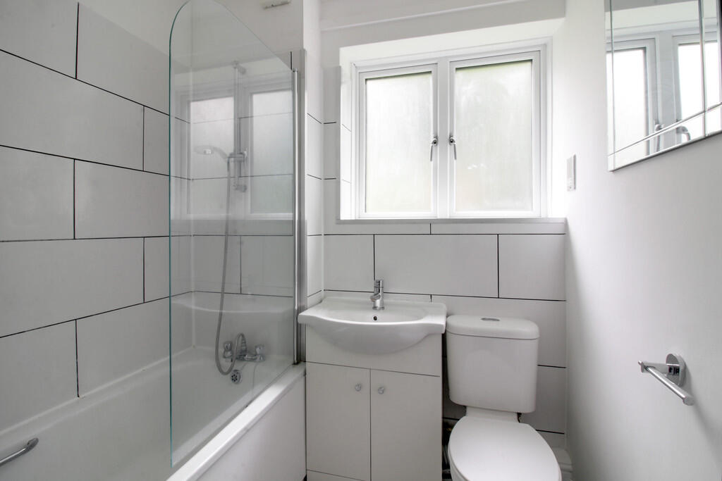 Bathroom-15