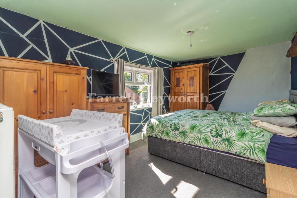 Bed 2 T202511191527.jpg