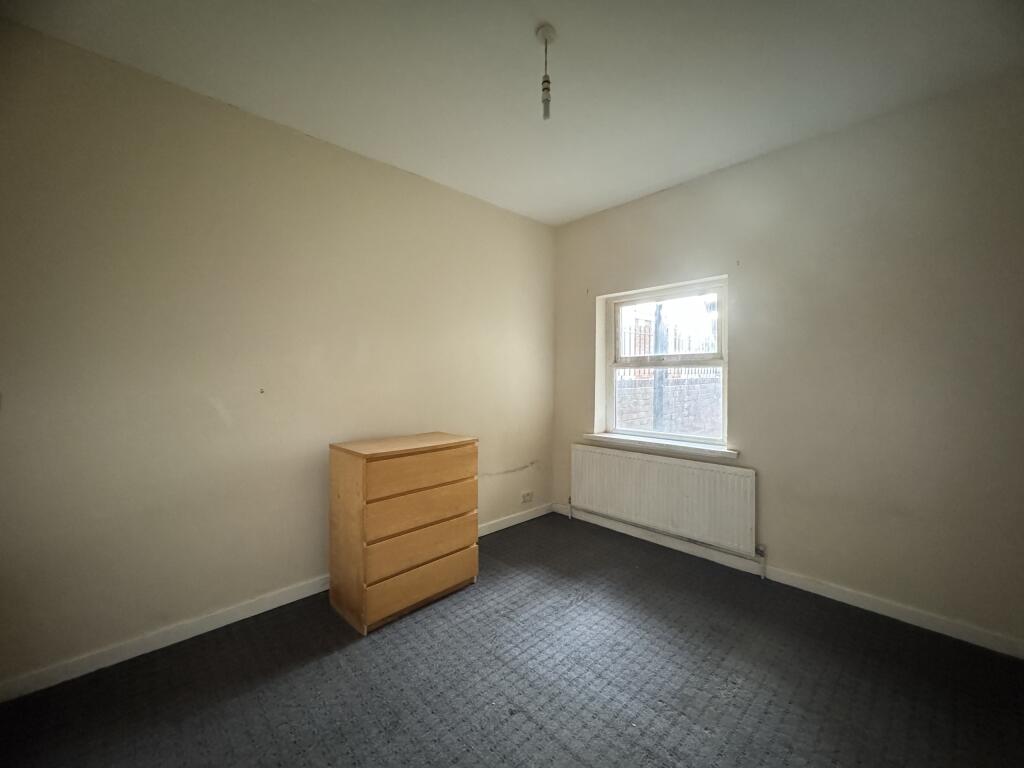 Flat 1 Bedroom.JPG