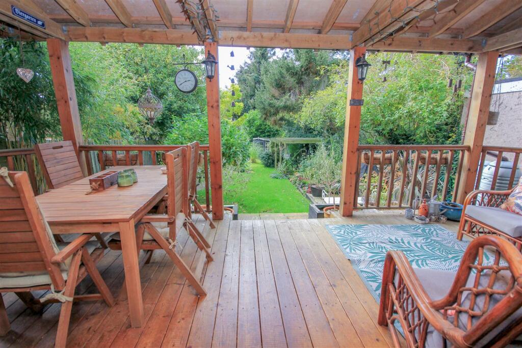 Veranda.jpg