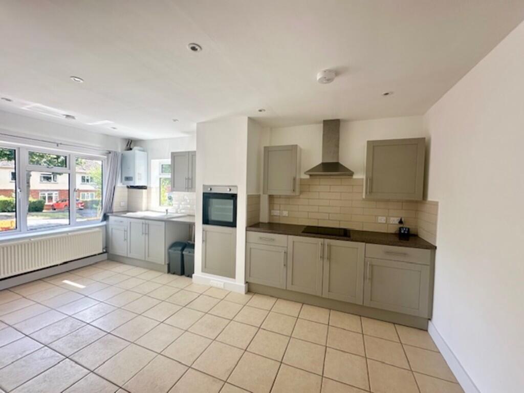 thumbnail_IMG_225...