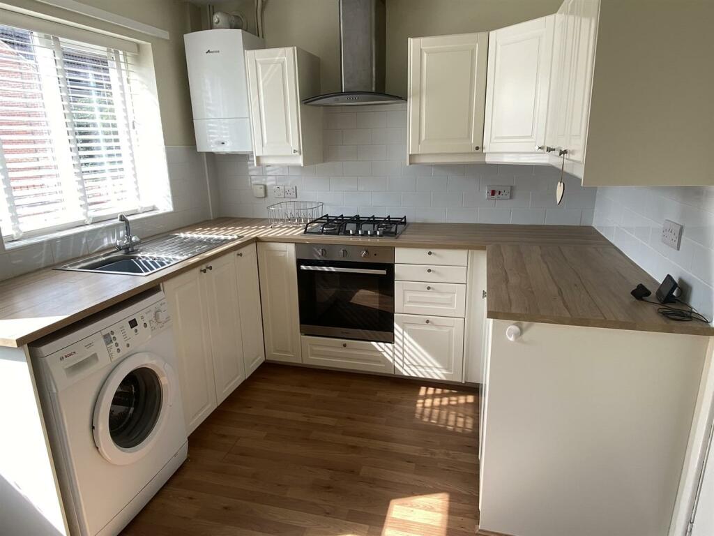 Dining kitchen