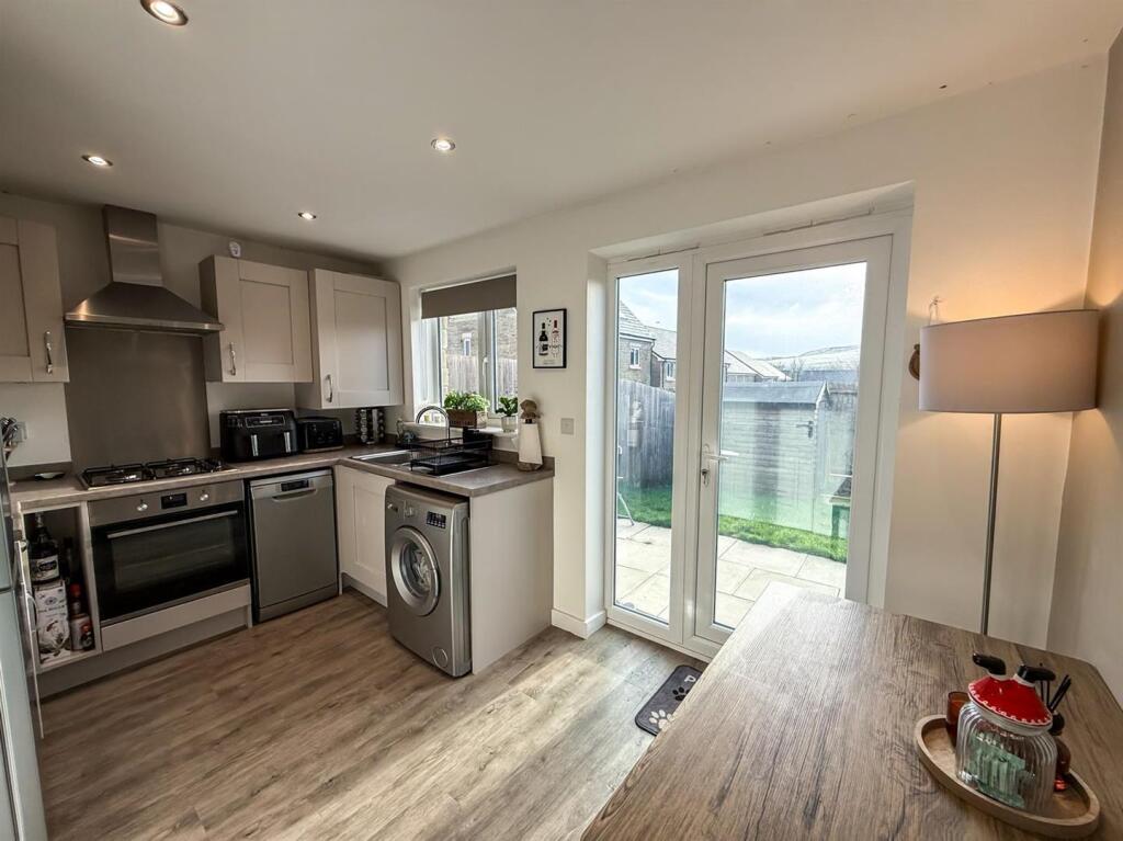 WhatsApp Image 2025-11-19 at 15.54.37 (4).jpeg