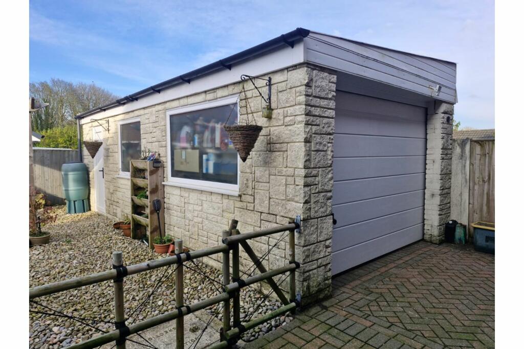 Double Garage