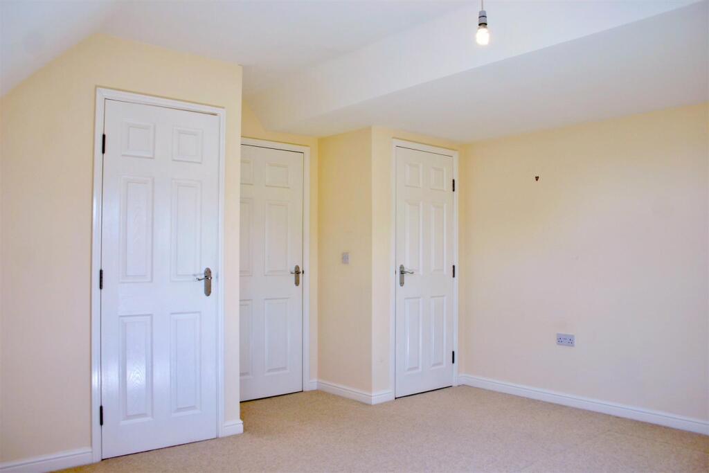 24 Augustine Court bedroom.jpg