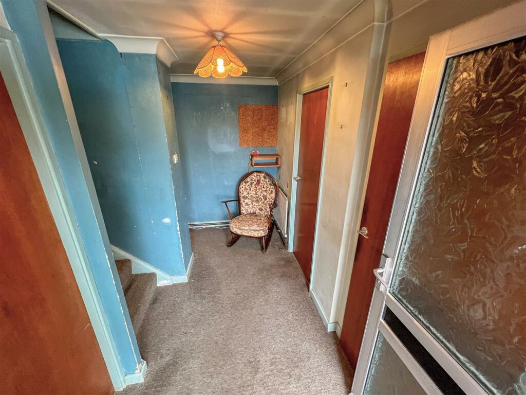 Entrance Hall.JPG