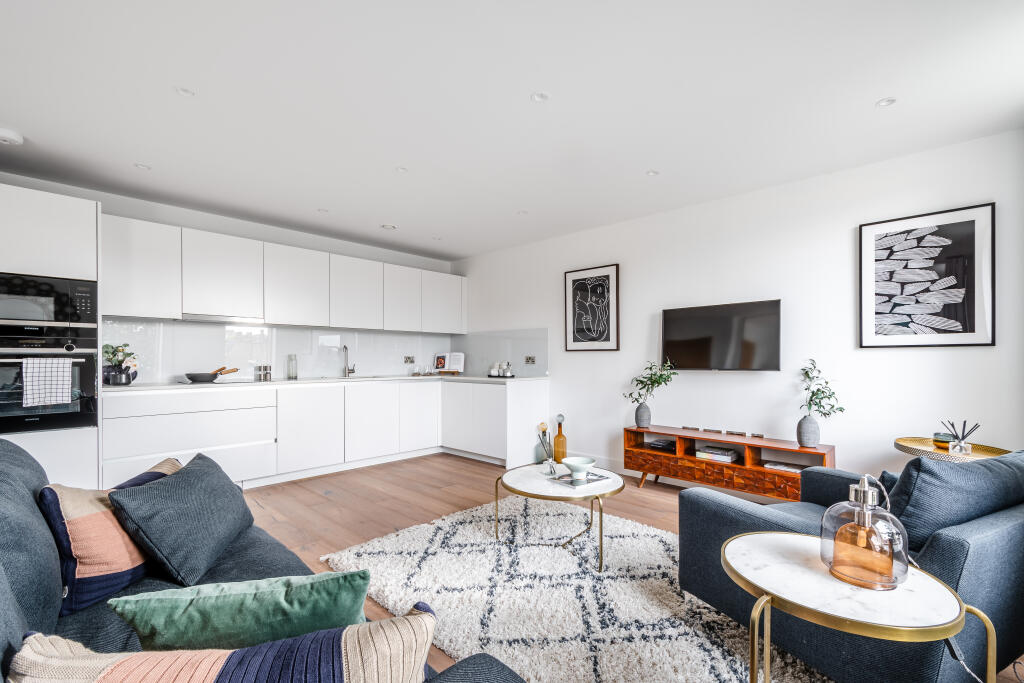 Blackburn House 22 - 20.jpg