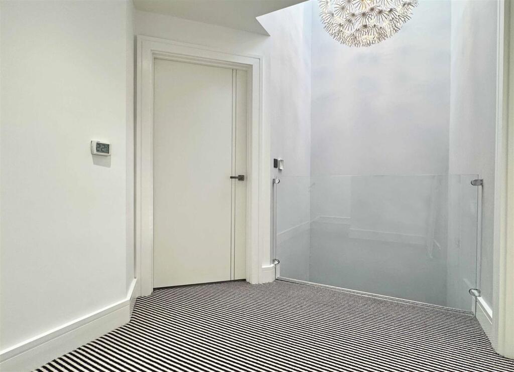 Image 30.jpg