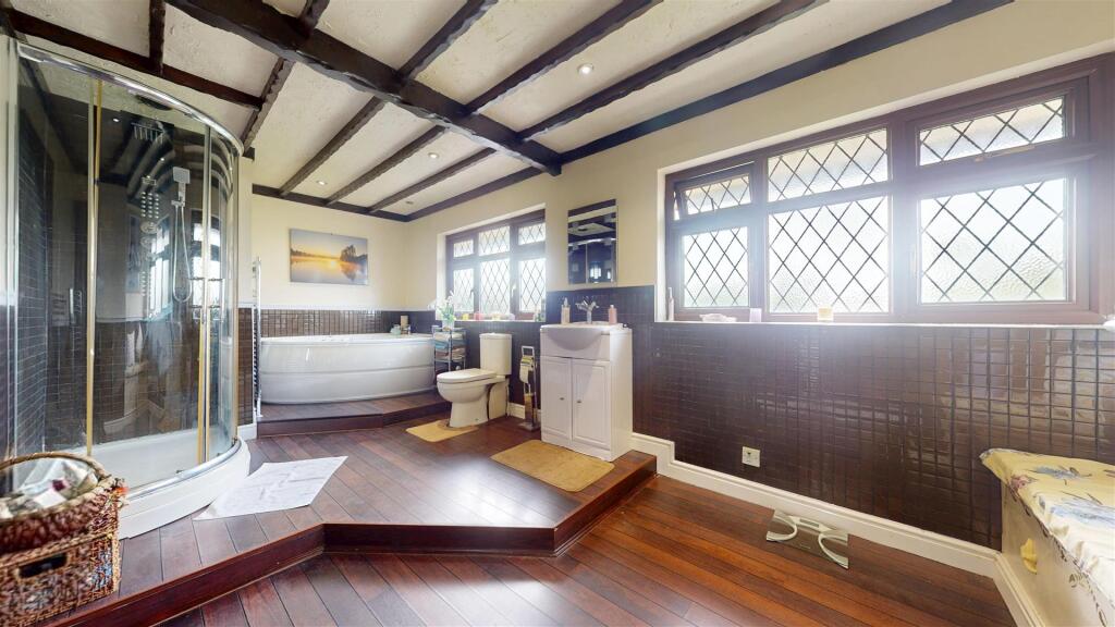 Red Cat Lane Bathroom