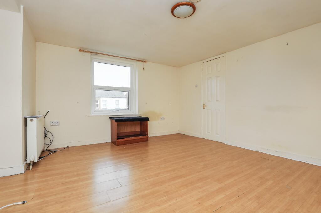 20250919102715 130A7369 SegUG T202509211711.jpg