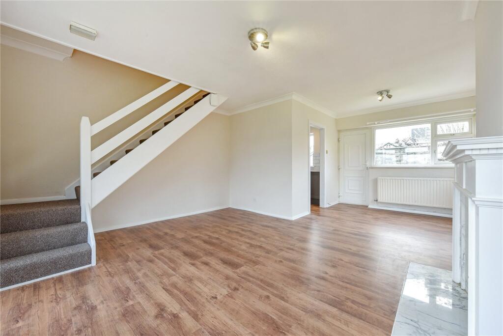 Sitting/Dining Room