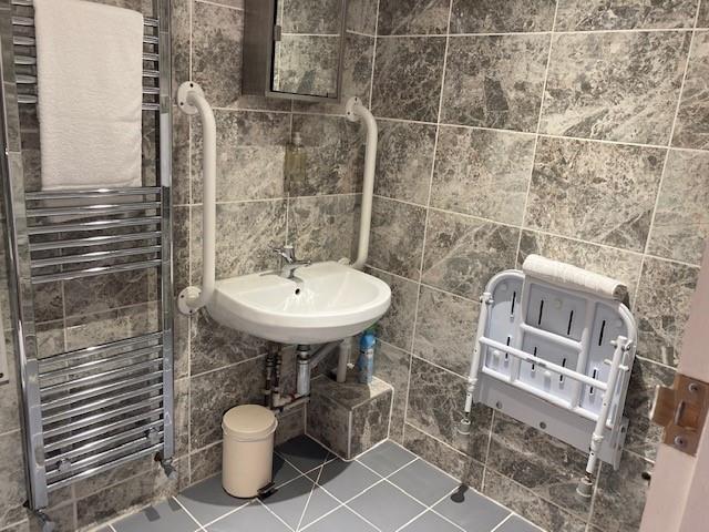 Wet room ground floor.jpg