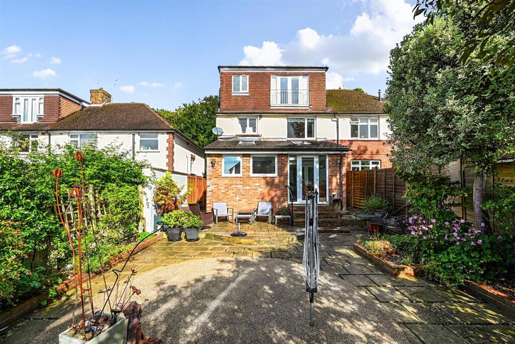 Foredown Road, BN41 (23).JPG