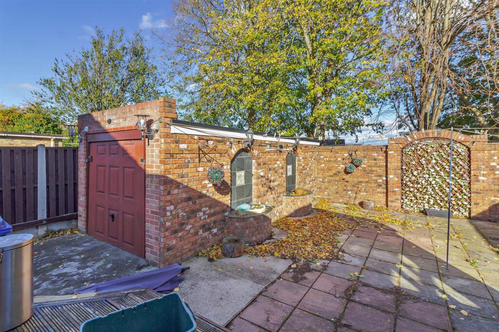 8667964-exterior03-800.jpg