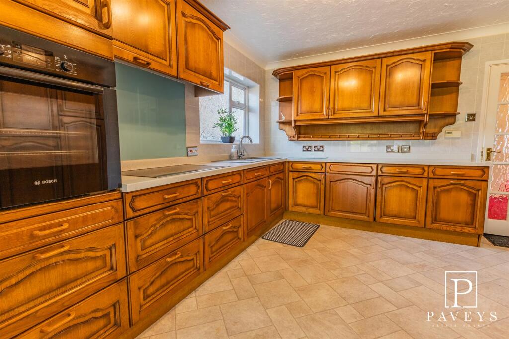 19 Upper Second Avenue-32.jpg