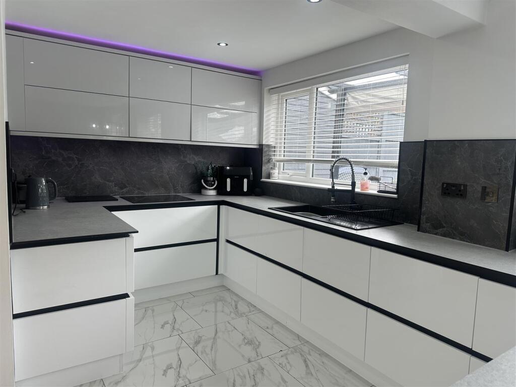 Open Plan Kitchen/Diner