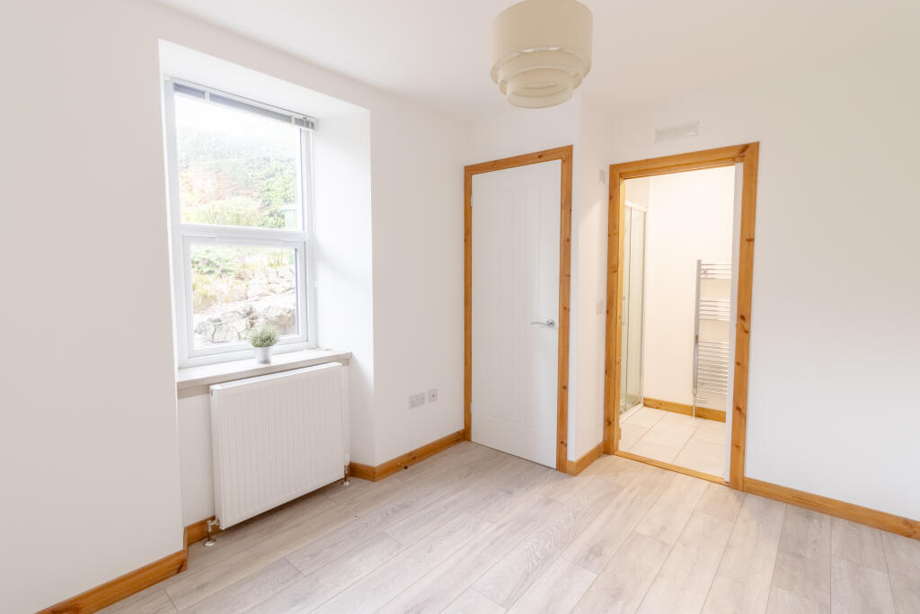 Bedroom to Shower Room