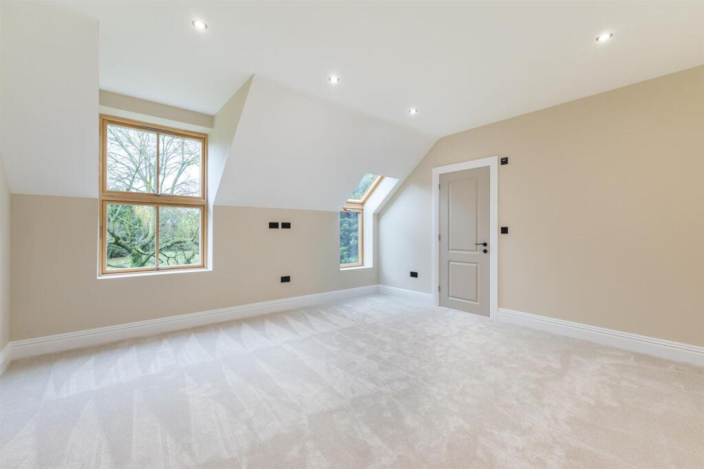 100464_Winkfield Hall North Street Winkfield (34)_