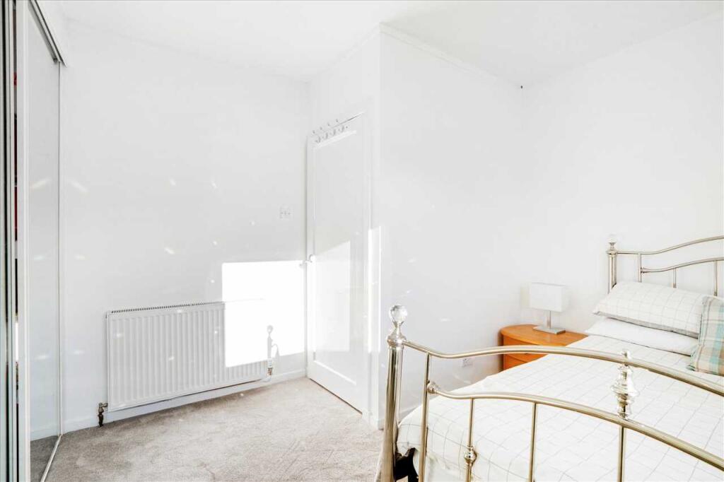 Bedroom One (2)