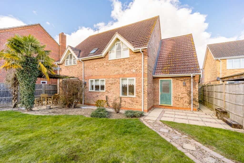 14 Russell Drive (Cowbit)-9