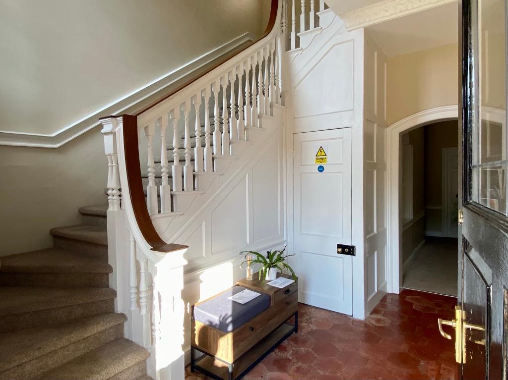 Grand entrance hall to apartment