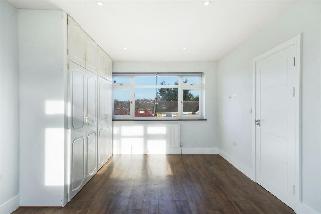 16 Kenelm Close - i9JsEfjXPtnCy96erCer.jpg