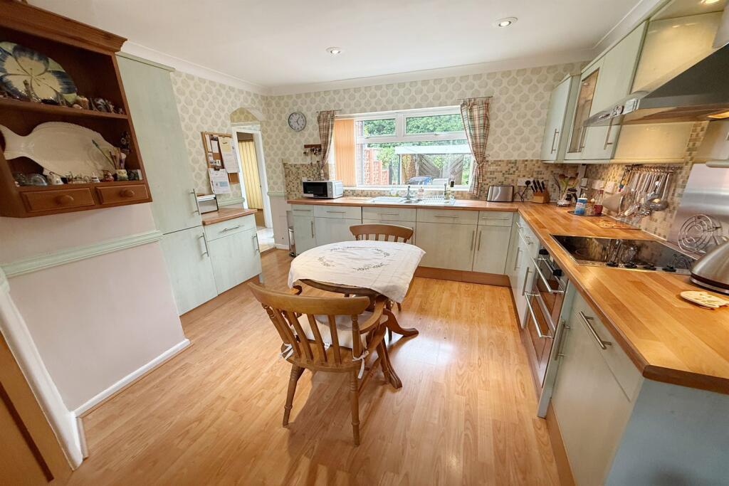 Kitchen Breakfast Ro