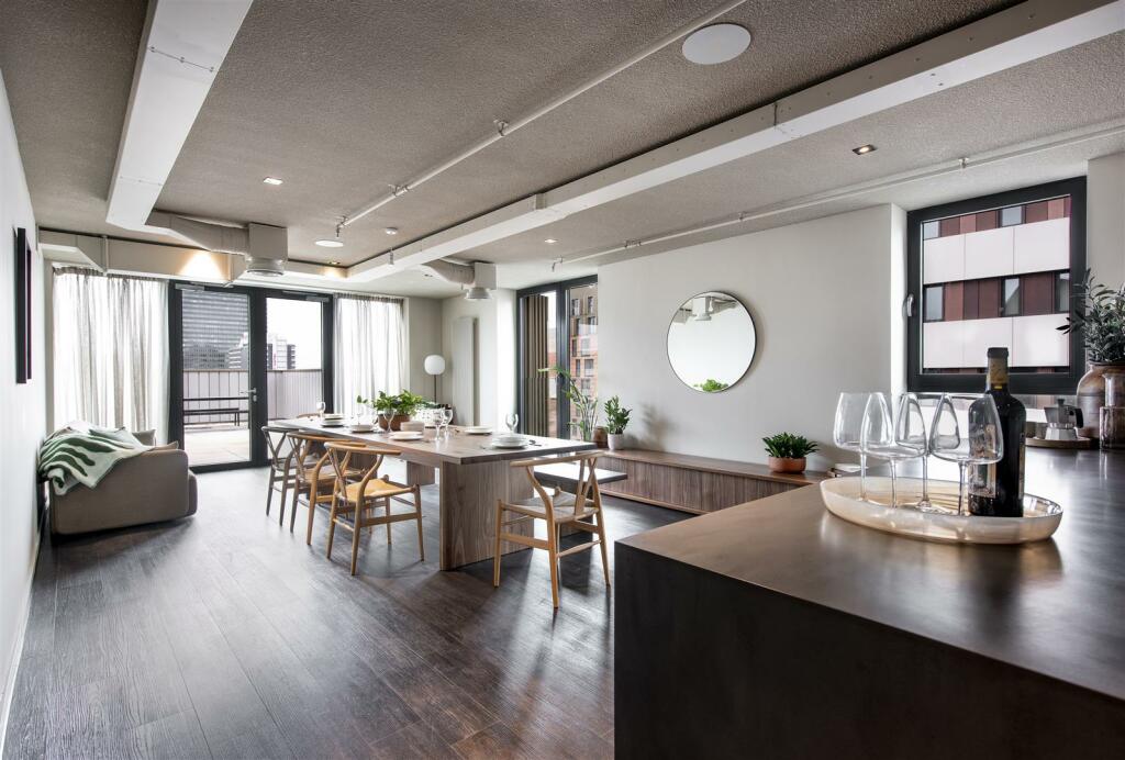Resi Dining (1).jpg