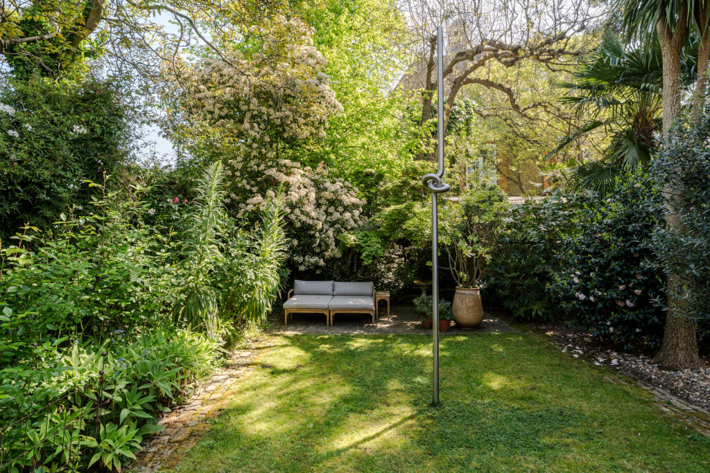 280436 - 35 Durand Garden-10.jpg