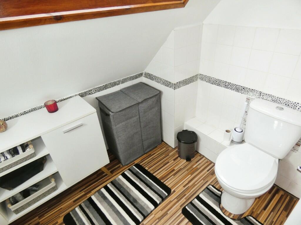 Upper Cloakroom