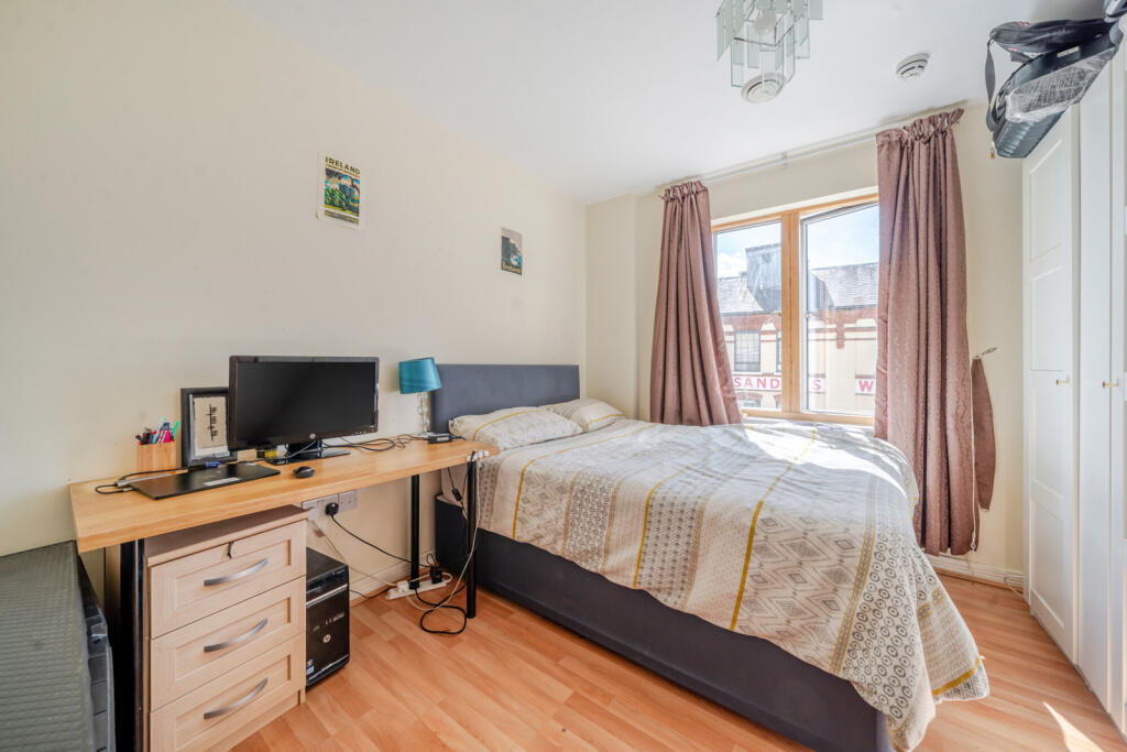 1346796-9-68babfd...