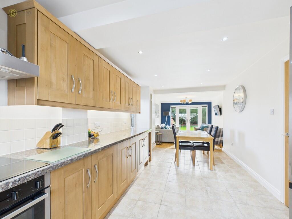 CAM03830G0-PR0236...