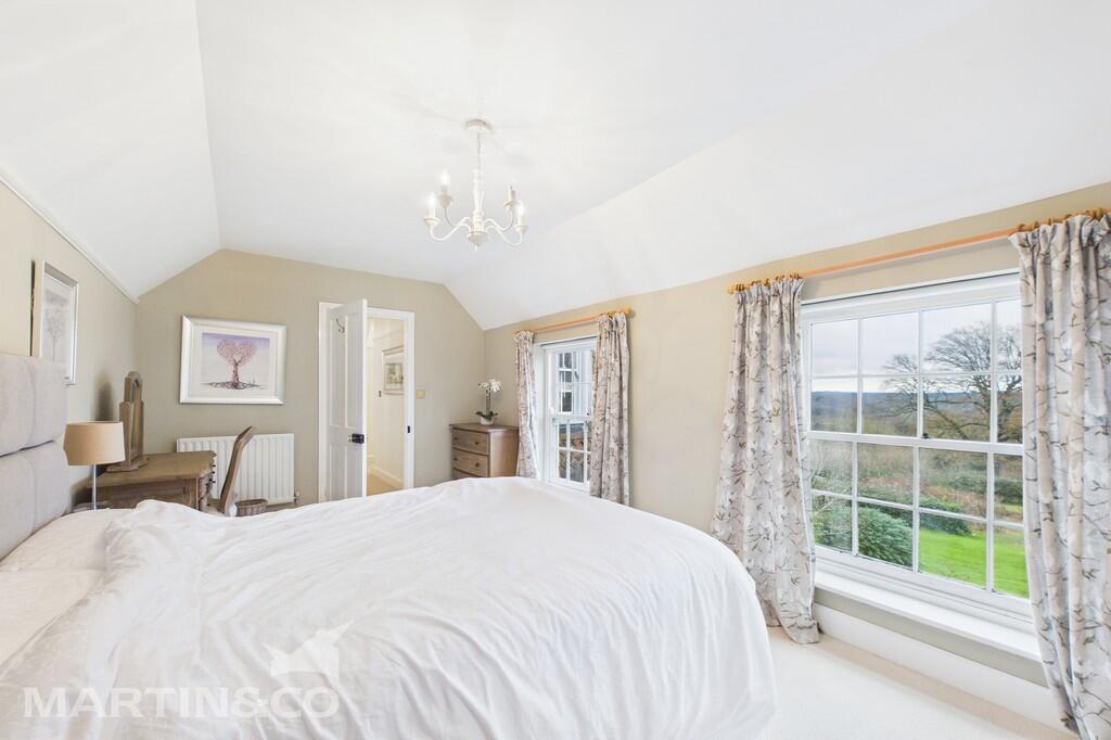 CAM01953G0-PR0140...