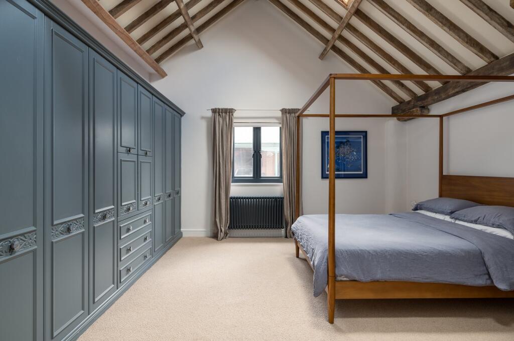 Main Bedroom